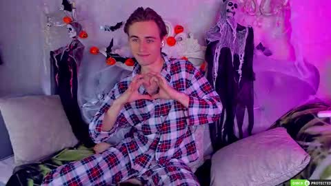 William online show from October 29, 4:48 am