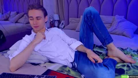 William online show from October 13, 3:23 am