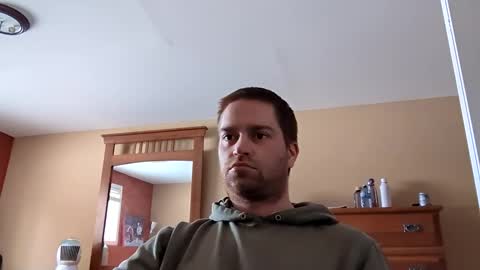 Snapshot of woodeee77 chatting on February 10, 6:35 pm woodeee77 online show from February 10, 6:35 pm