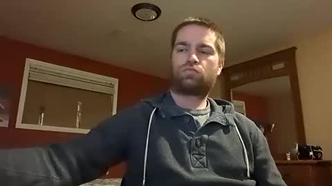 Snapshot of woodeee77 chatting on February 17, 6:53 am woodeee77 online show from February 17, 6:53 am