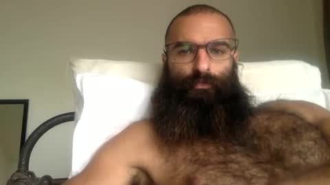 woof_wolf37 online show from April 10, 4:36 pm