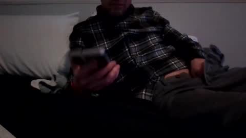 woofwolfxix online show from March 7, 3:08 am