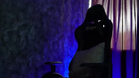 Woondeer online show from March 18, 6:55 pm