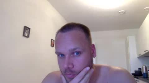 Snapshot of wsvogel chatting on December 22, 11:11 am joejoe online show from December 22, 11:11 am