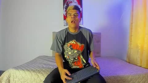 wyatt online show from September 18, 11:45 am