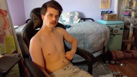 Wyatt online show from November 9, 7:40 pm