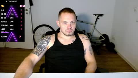 x19marco93x online show from November 23, 6:19 pm