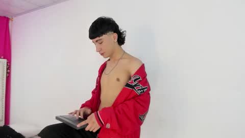 xaanderGrey online show from November 29, 8:11 pm