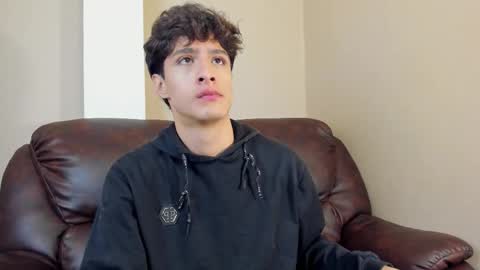 xam_collen online show from November 10, 2:33 pm