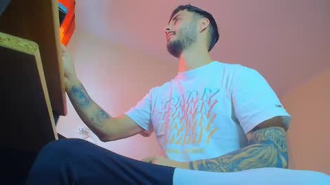 XanderCageX online show from January 7, 11:44 am