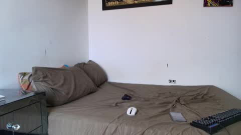 Xanderstone online show from April 2, 3:09 pm