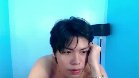xcharls08 online show from May 10, 3:41 am