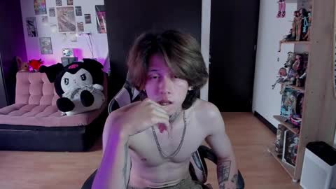 xIce Boy online show from May 21, 2:43 pm
