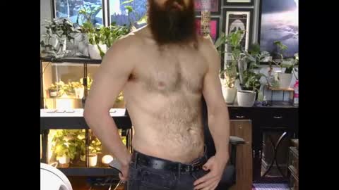 xiisil online show from September 8, 5:01 pm