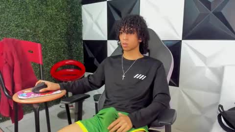 xion_ez online show from April 9, 7:20 pm