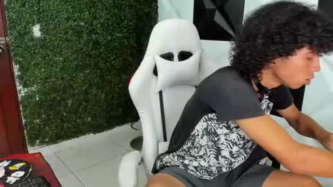 xion_ez online show from November 23, 7:47 pm