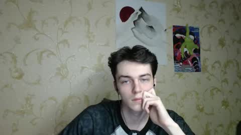 traqqq online show from February 5, 7:43 pm