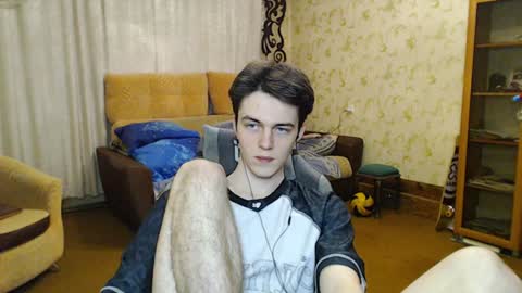 Snapshot of xtraqqq chatting on December 22, 7:52 pm traqqq online show from December 22, 7:52 pm