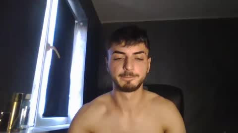 xxxdonpuiuuxxx online show from December 31, 9:31 am