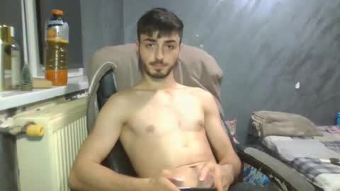 xxxdonpuiuuxxx online show from January 8, 8:07 pm