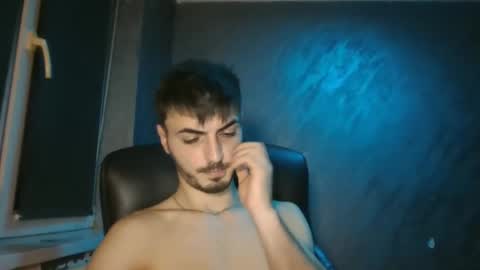 xxxdonpuiuuxxx online show from January 7, 7:49 pm