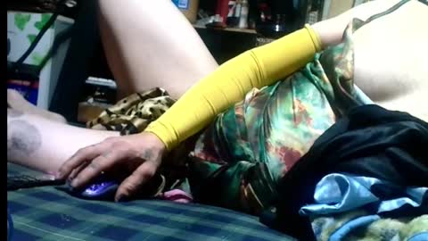 Snapshot of xxxgarterfreekxx chatting on February 10, 12:39 pm Silky Lingerie grrl online show from February 10, 12:39 pm