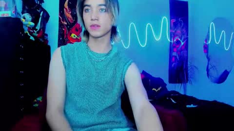 xzerox_ online show from September 23, 2:11 am