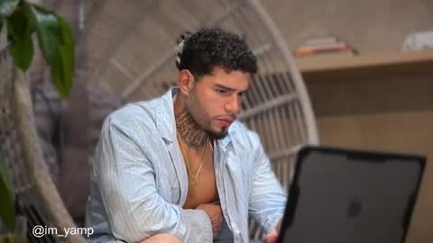 yamp sambrano online show from April 18, 4:03 am