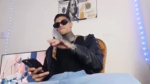 Yan online show from February 21, 7:42 am