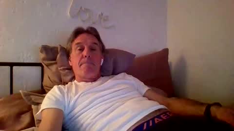 yeah_baby6988 online show from November 23, 12:32 am