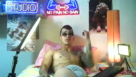 yeisoncastellanos1999 online show from September 24, 1:05 am