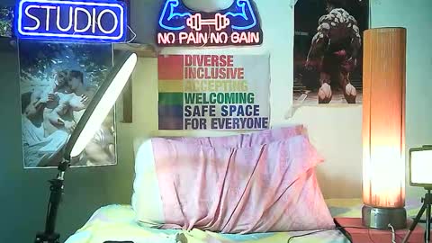 yeisoncastellanos1999 online show from September 27, 2:09 am