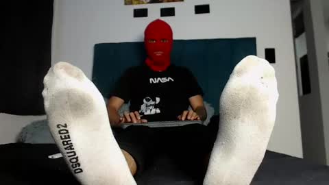 yeisongomezz online show from September 30, 3:45 am