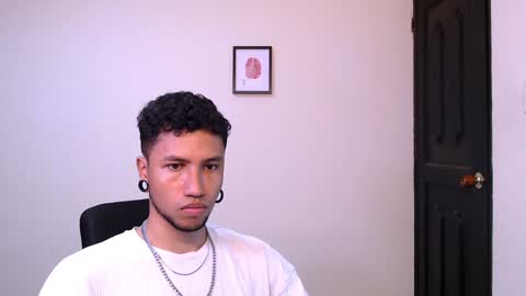 Yeff ind. model  online show from December 17, 4:23 am