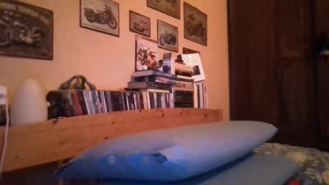 yeti_92 online show from March 5, 5:29 pm