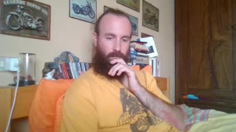 yeti_92 online show from September 22, 4:06 pm