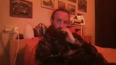 yeti_92 online show from February 3, 7:00 pm