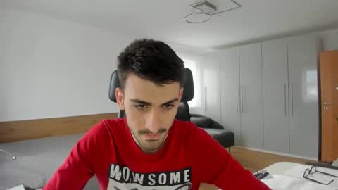 yoda130305 online show from February 22, 3:02 pm