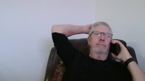 Colorado Guy Straight online show from December 7, 5:15 am