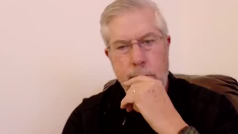 Colorado Guy Straight online show from February 18, 5:09 am