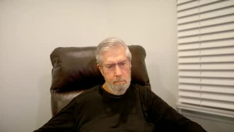 Colorado Guy Straight online show from September 24, 4:23 am