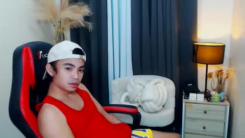 your_black_cat online show from November 5, 3:03 pm