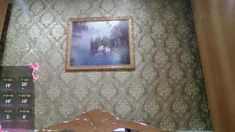 Snapshot of your_honeyy chatting on October 20, 10:41 am Mark online show from October 20, 10:41 am