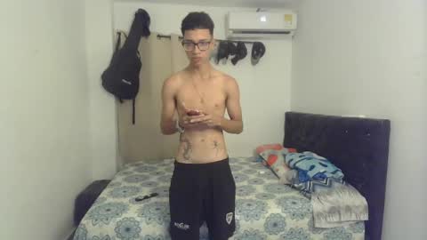 your_master7 online show from April 8, 3:29 am