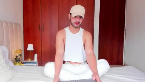 YOURBOYNEXTDOOR online show from September 15, 6:09 pm