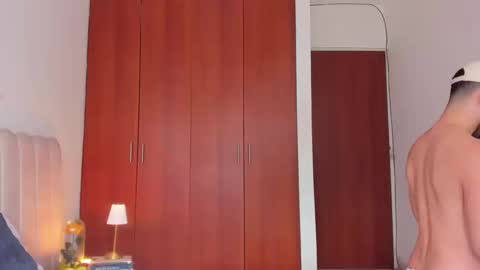 YOURBOYNEXTDOOR online show from September 27, 4:16 pm