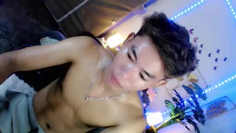 Rence online show from April 6, 1:57 am