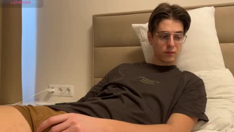 Chris online show from March 10, 8:06 am