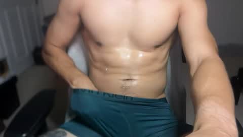 yourpleasureshot online show from June 16, 4:04 am