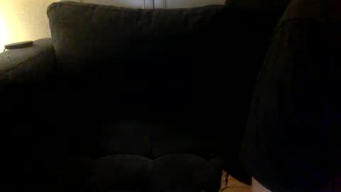 yque online show from December 8, 1:02 am